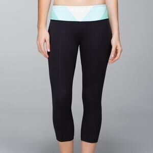 Lululemon Run Inspire Crop II